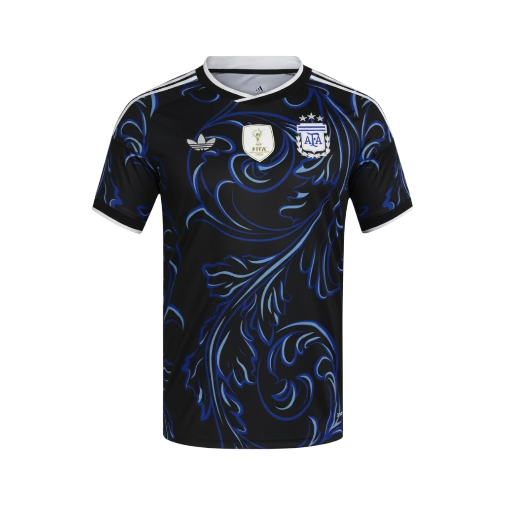 Camiseta negra de Argentina 2ª Equipación con estampado floral azul y blanco, cuello redondo, mangas cortas y logo de Adidas.