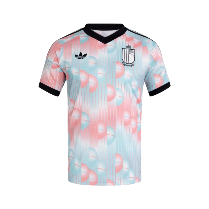 Camiseta de fútbol de Bélgica 2ª equipación 2026 de CeFutShop, con estampado abstracto en rosa y azul claro y detalles negros.