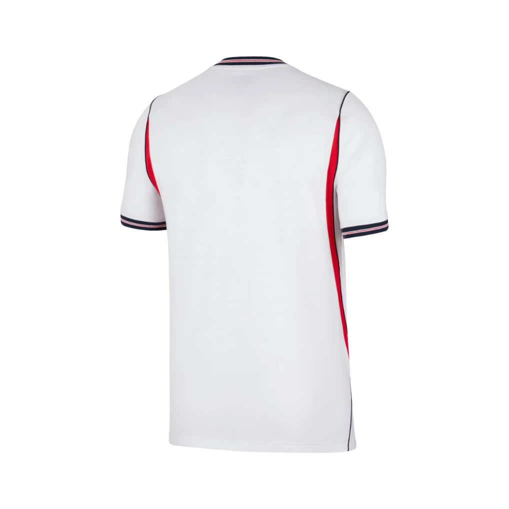 Camiseta de fútbol blanca de la 1ª equipación de Inglaterra 2026 de CeFutShop con detalles rojos y azules en cuello y mangas.