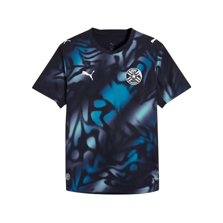 Camiseta de fútbol segunda equipación Paraguay CeFutShop con diseño moderno en azul y negro, logo Puma y escudo APF.