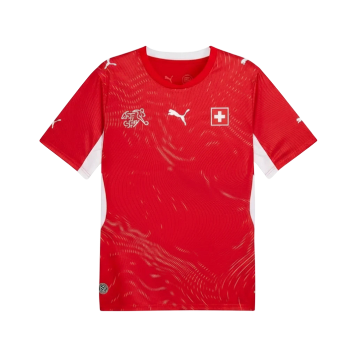 Camiseta de fútbol roja de la 1ª equipación de Suiza 2026 de CeFutShop con logo de Puma y escudo de Suiza.