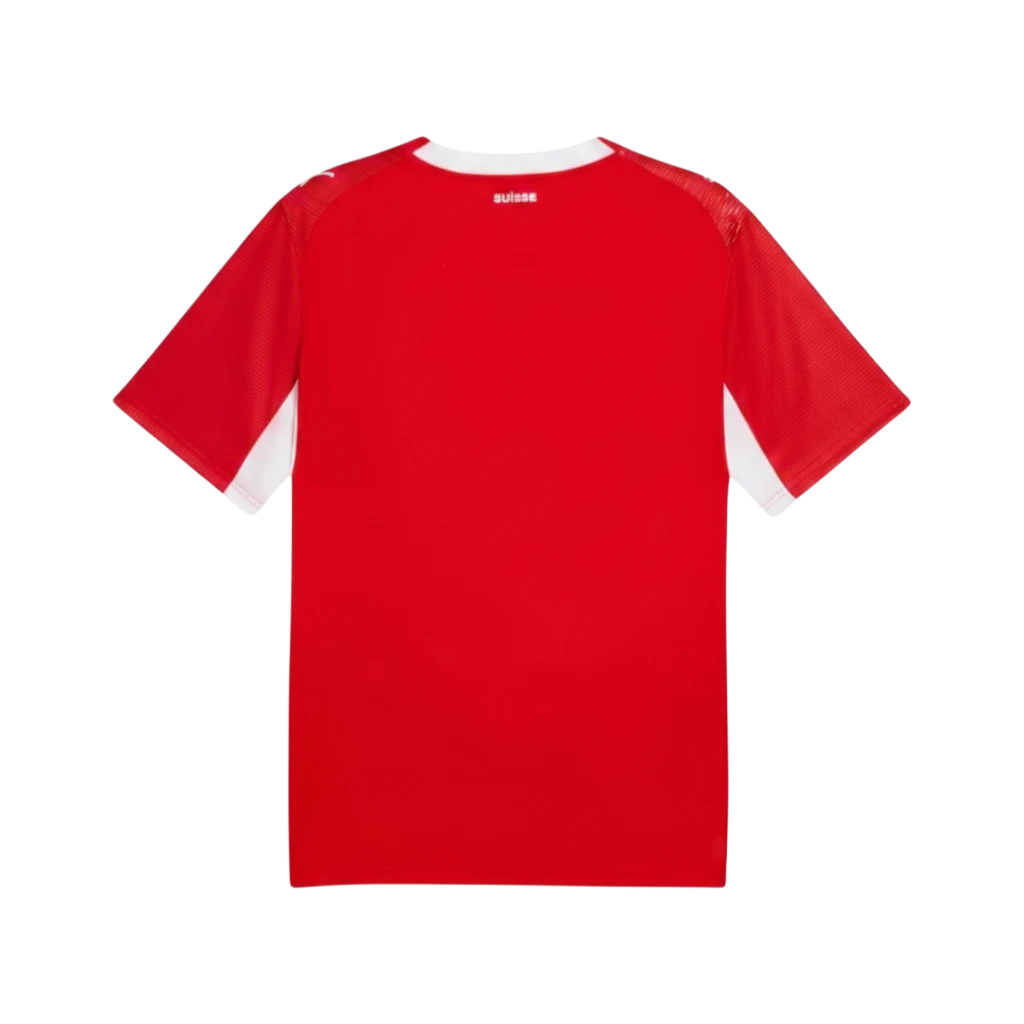 Camiseta de fútbol roja de la 1ª equipación de Suiza 2026 de CeFutShop con detalles blancos en las mangas y cuello.