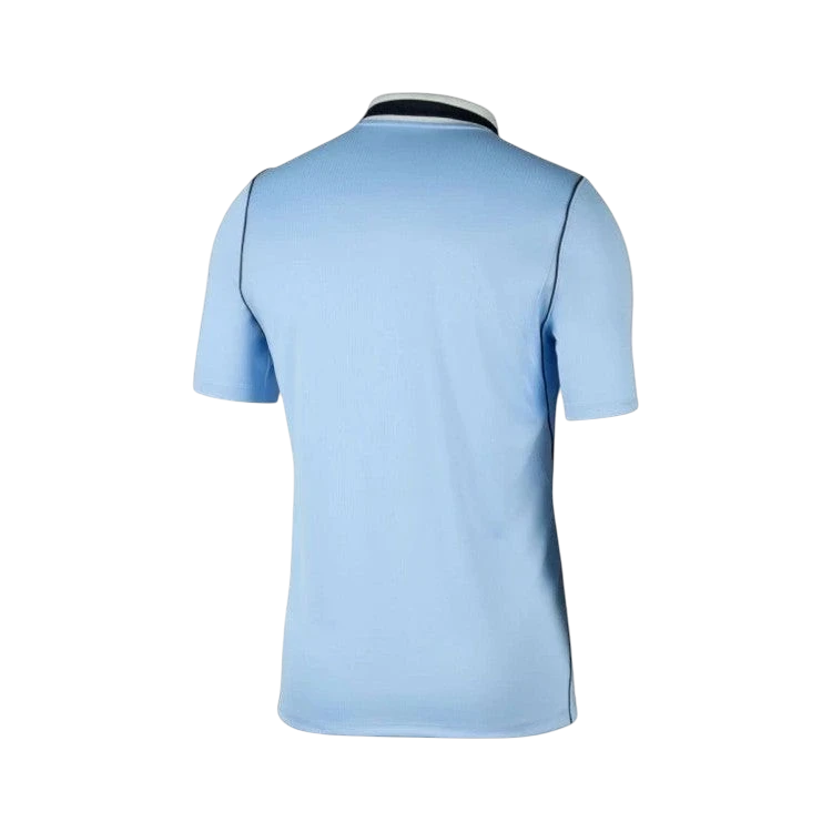 Camiseta polo azul celeste de Uruguay 1ª Equipación 2026 de CeFutShop con cuello blanco y azul marino.